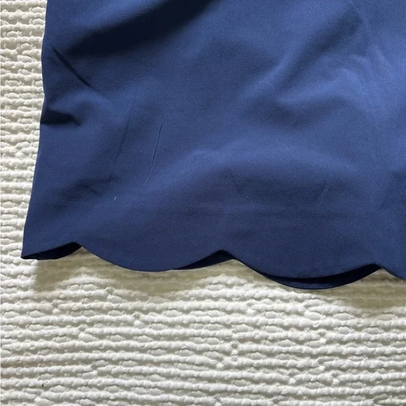 Vineyard Vines Blue Scalloped Golf/Mini Skirt - Picture 3 of 6